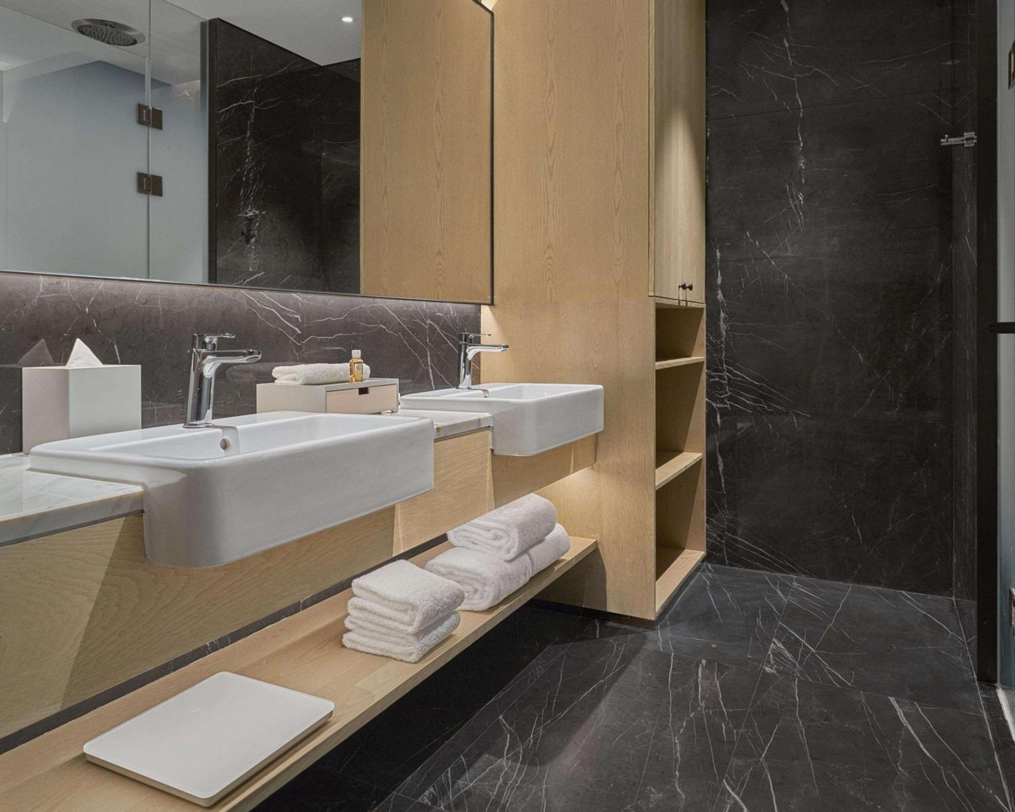 Hyatt Place Yantai Development Zone Exterior photo